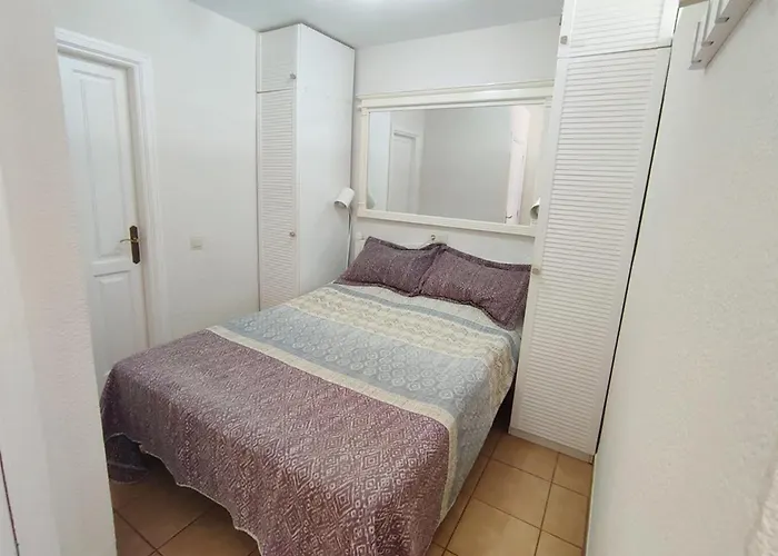 Beachfront Americas - Trg * Playa de las Americas (Tenerife)