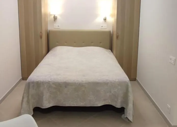 Beachfront Americas - Trg * Playa de las Americas (Tenerife)