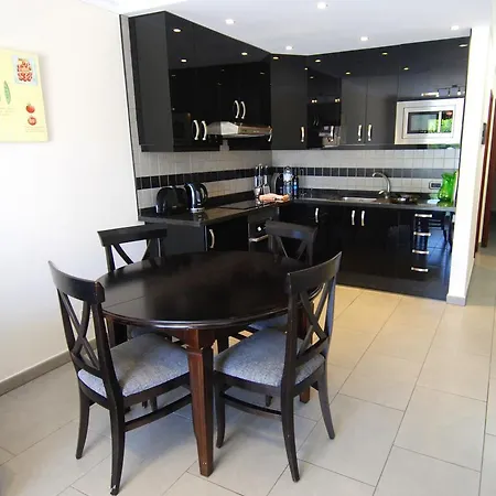 Beachfront Americas - Trg Appartement