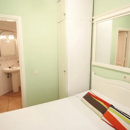 Beachfront Americas - Trg Appartement *