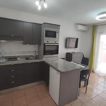 Beachfront Americas - Trg Appartement *