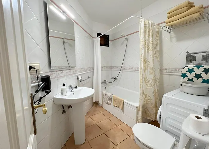 Beachfront Americas - Trg