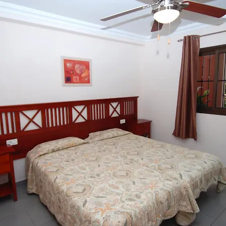 Beachfront Americas - Trg * Плая-де-лас-Америкас