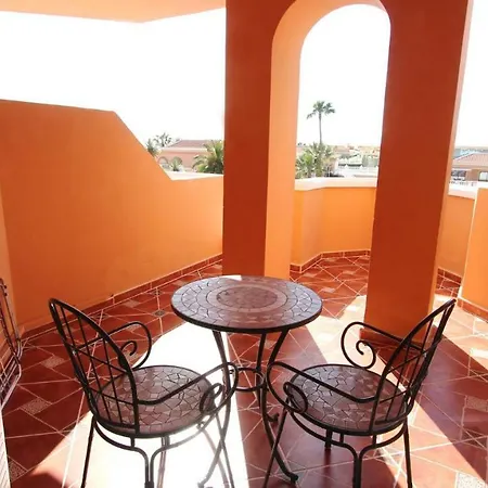 Beachfront Americas - Trg * Плая-де-лас-Америкас