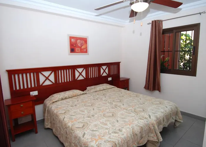 Beachfront Americas - Trg * פלאייה דה לאס אמריקס